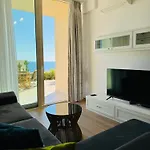Prázdninový dům Sun Hill Coast, Palasë