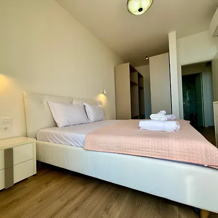 Hébergement de vacances Sun Hill Coast, Palasë