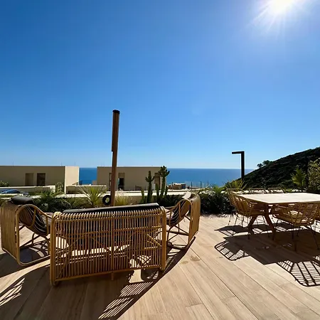 Sun Hill Coast,